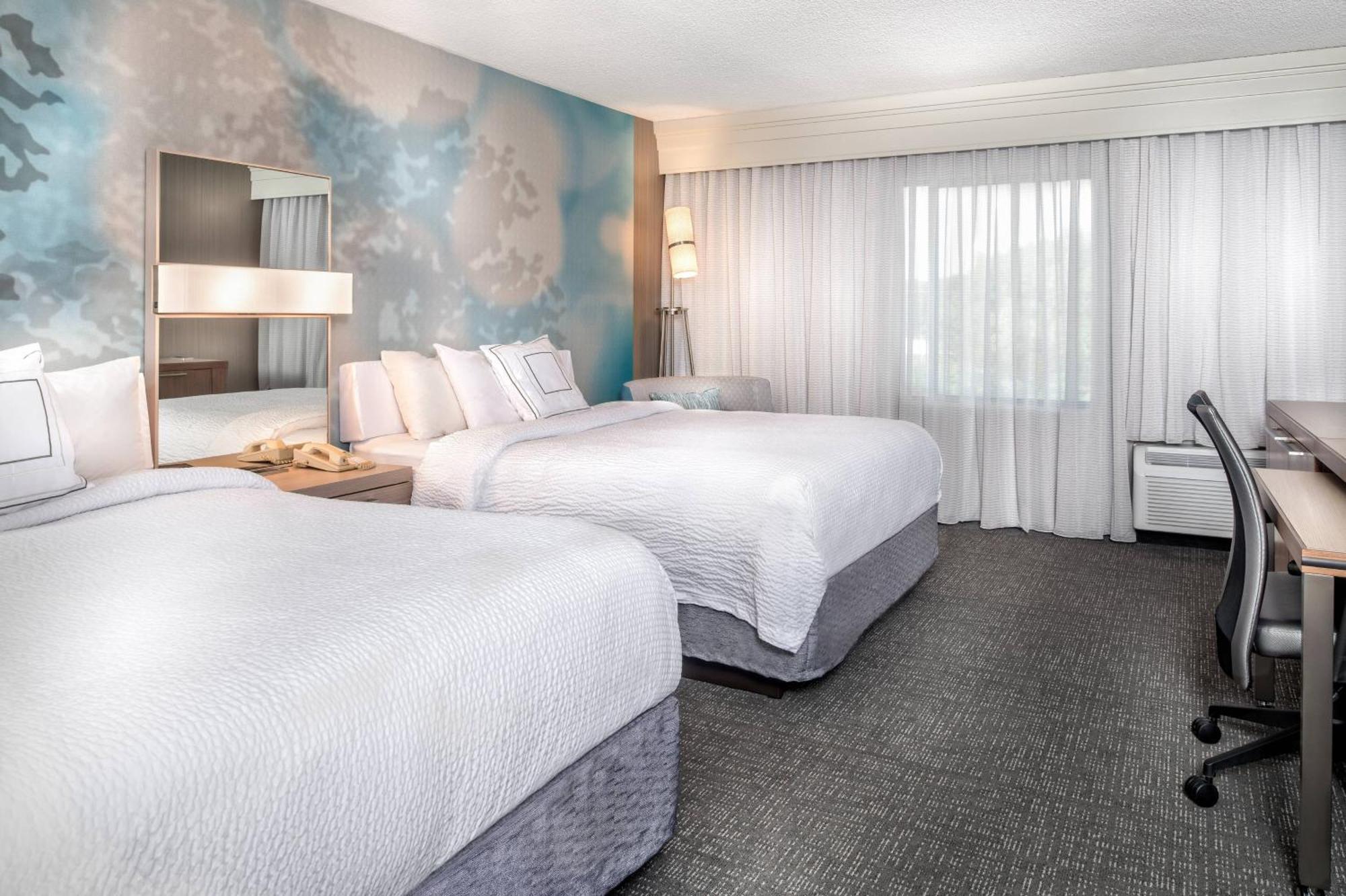 Hotel Courtyard By Marriott Lynchburg Exterior foto